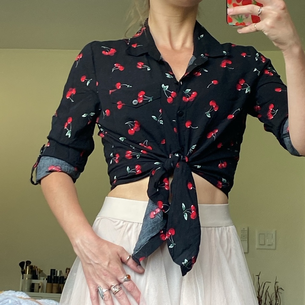 Love Notes Rockabilly Cherry Button Up Cherries T… - image 2